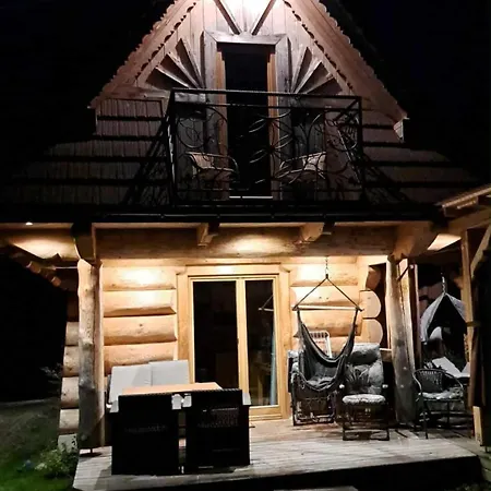 Mietusiowa Pchelka 木屋